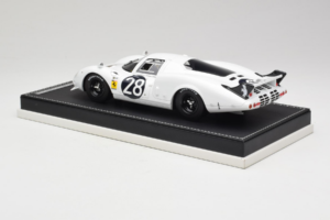 Ferrari 365 P2 #28 M. Gregory / J. Schlesser NART 24 Hours of Daytona 1967 Biely AB Models 1:18 REMC019 Živica – obrázok 5 z 6