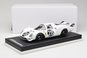 Ferrari 365 P2 #28 M. Gregory / J. Schlesser NART 24 Hours of Daytona 1967 Biely AB Models 1:18 REMC019 Živica – obrázok 6 z 6