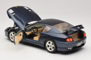 Ferrari 456 GT Modrý Bburago 1:18 3036-B1 Kov – obrázok 5 z 8