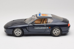 Ferrari 456 GT Carabinieri Čierny Bburago 1:18 3036-B3 Kov – obrázok 4 z 8