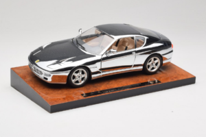 Ferrari 456 GT Chrome Silver Bburago 1:18 3746-R1 Kov – obrázok 3 z 8