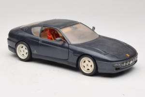 Ferrari 456 GT Dark Blue Metallic Bburago 1:18 3036-B2 Kov – obrázok 6 z 8