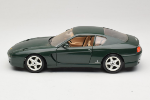 Ferrari 456 GT Tmavozelený Bburago 1:18 3046-GR1 Kov – obrázok 4 z 8