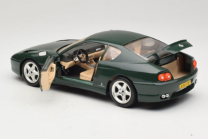Ferrari 456 GT Tmavozelený Bburago 1:18 3046-GR1 Kov – obrázok 5 z 8