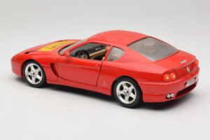 Ferrari 456 GT Ferrari Model Club Červený Bburago 1:18 3036-P1 Kov – obrázok 7 z 8