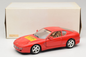 Ferrari 456 GT Ferrari Model Club Červený Bburago 1:18 3036-P1 Kov – obrázok 8 z 8