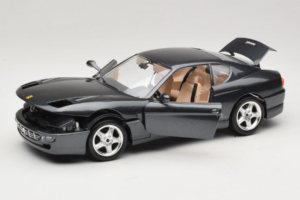 Ferrari 456 GT Šedý Metallic Špeciálny Lak Bburago 1:18 3036 D Kov – obrázok 2 z 8