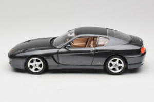 Ferrari 456 GT Šedý Metallic Špeciálny Lak Bburago 1:18 3036 D Kov – obrázok 4 z 8