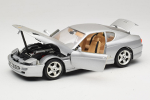 Ferrari 456 GT Strieborný Bburago 1:18 3336-S1 Kov – obrázok 2 z 8
