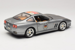 Ferrari 550 Maranello 25 Ferrari Model Club Strieborný Bburago 1:18 3344-S1 Kov – obrázok 3 z 7