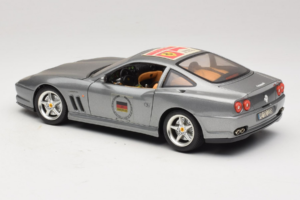 Ferrari 550 Maranello 25 Ferrari Model Club Strieborný Bburago 1:18 3344-S1 Kov – obrázok 6 z 7