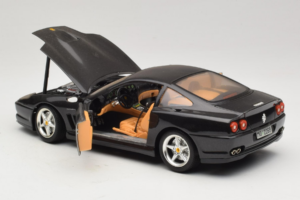 Ferrari 550 Maranello Čierny Metalický Bburago 1:18 3344-B1 Kov – obrázok 5 z 8
