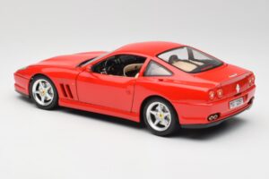 Ferrari 550 Maranello Červený Bburago 1:18 3064 Kov – obrázok 7 z 8