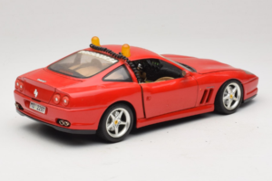 Ferrari 550 Maranello Safety Car Rosso Corsa Bburago 1:18 3064-P1 Kov – obrázok 3 z 8