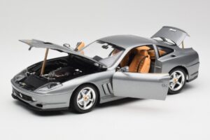 Ferrari 550 Maranello Strieborný Bburago 1:18 3344 Kov – obrázok 2 z 8