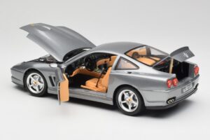 Ferrari 550 Maranello Strieborný Bburago 1:18 3344 Kov – obrázok 5 z 8