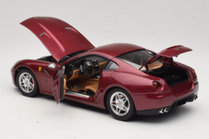 Ferrari 599 GTB Fiorano Tmavočervený Hot Wheels 1:18 M1200 Kov – obrázok 5 z 8