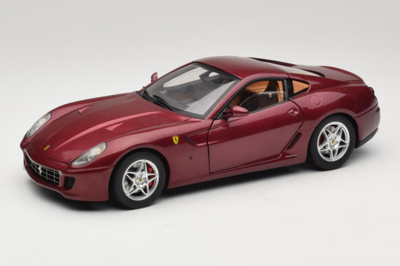 Ferrari 599 GTB Fiorano Tmavočervený Hot Wheels 1:18 M1200 Kov