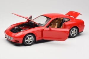 Ferrari 612 Scaglietti Rosso Corsa Hot Wheels 1:18 B6047 Kov – obrázok 2 z 8