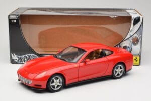 Ferrari 612 Scaglietti Rosso Corsa Hot Wheels 1:18 B6047 Kov – obrázok 8 z 8