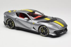 Ferrari 812 Competizione Grigio Coburn Bburago 1:18 18-01647 Kov – obrázok 6 z 8