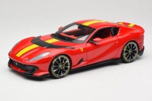 Ferrari 812 Competizione Rosso Corsa So Žltými Pruhmi Bburago 1:18 18-16915 Kov