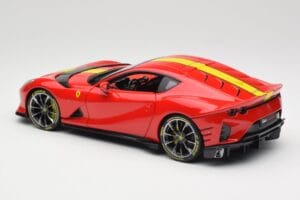 Ferrari 812 Competizione Rosso Corsa So Žltými Pruhmi Bburago 1:18 18-16915 Kov – obrázok 7 z 8