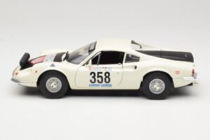 Ferrari Dino 246 GT Biely Anson 1:18 3580 Kov – obrázok 4 z 8