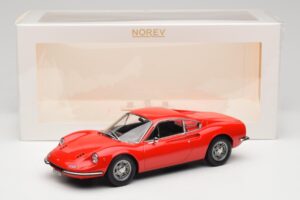 Ferrari Dino 246 GT Červený Norev 1:18 187800 Kov – obrázok 6 z 6