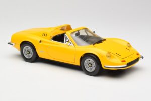 Ferrari Dino 246 GTS Žltý Hot Wheels 1:18 23920 Kov – obrázok 6 z 8
