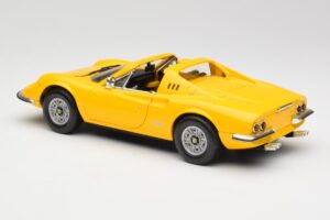 Ferrari Dino 246 GTS Žltý Hot Wheels 1:18 23920 Kov – obrázok 7 z 8