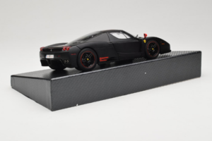 Ferrari Enzo Matt Black Limitovaná Edícia BBR 1:18 HE180029 Kov – obrázok 4 z 9