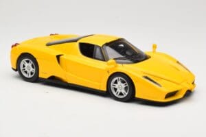 Ferrari Enzo Žltý Hot Wheels 1:18 C1550 Kov – obrázok 6 z 8