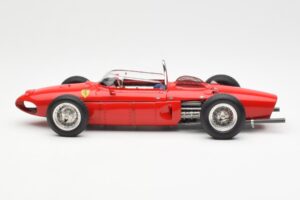 Ferrari Dino 156 Sharknose F1 1961 CMC 1:18 M-078 Kov – obrázok 3 z 6
