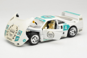 Ferrari F40 4444 Tage Garanta #4 Biely Bburago 1:18 3332-W5 Kov – obrázok 2 z 8