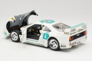 Ferrari F40 4444 Tage Garanta #4 Biely Bburago 1:18 3332-W5 Kov – obrázok 5 z 8