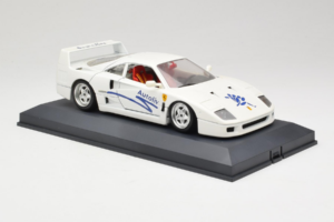 Ferrari F40 Autoliv Biely Limitovaná Edícia 150 ks Exclusive Cars 1:18 EC001 Kov – obrázok 6 z 9