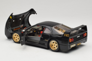 Ferrari F40 Čierny so Zlatými Kolesami Bburago 1:18 3032-B2 Kov – obrázok 5 z 8