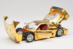 Ferrari F40 Chrome Gold Limited Edition 250 pcs Bburago 1:18 3332-G1 Kov – obrázok 2 z 8