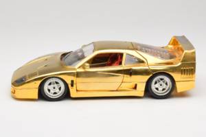 Ferrari F40 Chrome Gold Limited Edition 250 pcs Bburago 1:18 3332-G1 Kov – obrázok 4 z 8