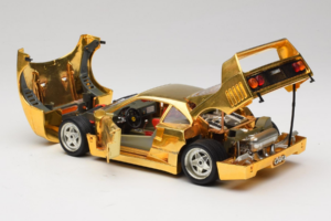 Ferrari F40 Chrome Gold Limited Edition 250 pcs Bburago 1:18 3332-G1 Kov – obrázok 5 z 8