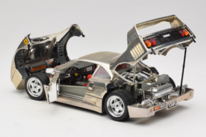 Ferrari F40 Chrome Silver Bburago 1:18 3401 Kov – obrázok 5 z 8