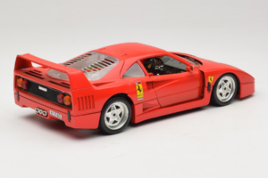 Ferrari F40 Club Deutschland Červený Bburago 1:18 3032-L3 Kov – obrázok 3 z 8