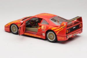 Ferrari F40 Evoluzione #3 Brummel Červený 1987 Bburago 1:18 3022-P2 Kov – obrázok 5 z 8