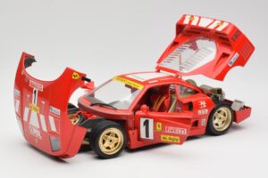 Ferrari F40 Evoluzione Bburago 1:18 3042 Kov – obrázok 2 z 8
