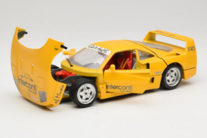 Ferrari F40 Interconti Car HiFi Žltý Bburago 1:18 3032-I1 Kov – obrázok 2 z 8