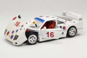 Ferrari F40 #16 Borsenmodells Biely Limited Edition 333 pcs 1987 Bburago 1:18 3332-W1 Kov – obrázok 2 z 8