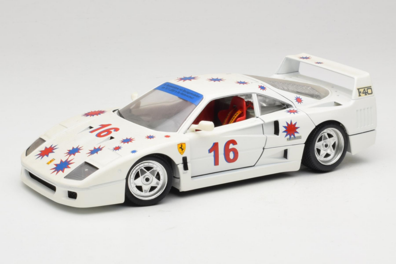 Ferrari F40 #16 Borsenmodells Biely Limited Edition 333 pcs 1987 Bburago 1:18 3332-W1 Kov