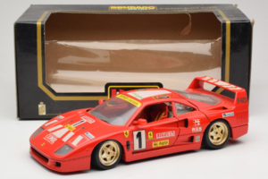 Ferrari F40 Pirelli Agip #1 Ferrari Club Italia Červený Bburago 1:18 3032-P2 Kov – obrázok 8 z 8