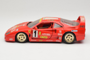 Ferrari F40 Evoluzione #1 Pirelli Agip Červený so Zlatými Kolesami 1992 Bburago 1:18 3042-P2 Kov – obrázok 4 z 8